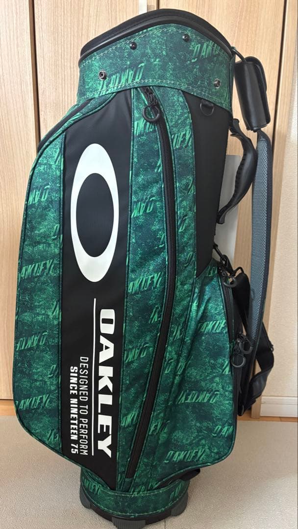 ゴルフバッグ・キャディバッグ OAKLEY BG GOLF BAG 13.0 73E LASER GREEN