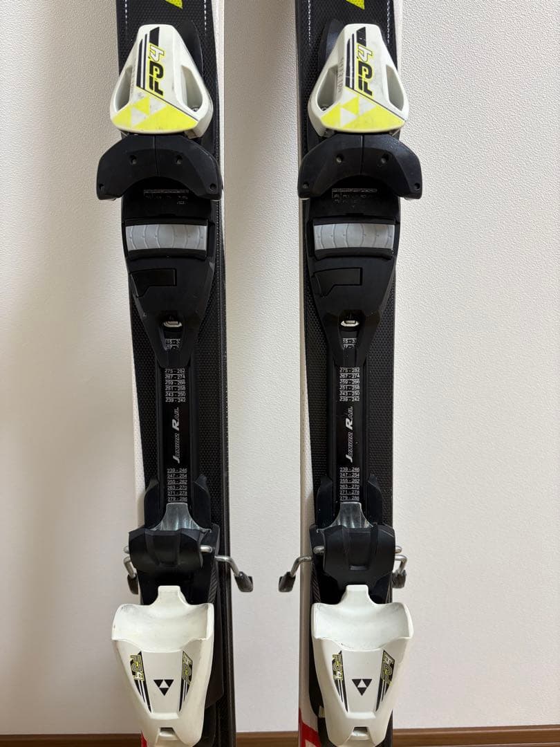 スキー板　ジュニア　130cm Fischer　RC4 Race JR