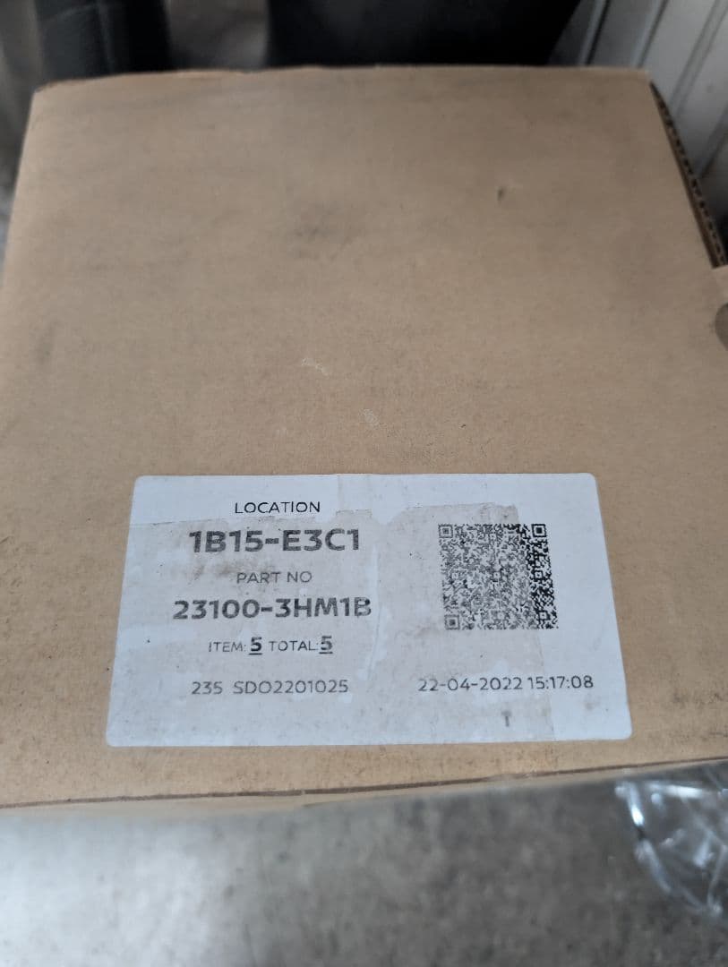 日産　NK13マーチ　NE12ノート　4WD　オルタネーター　ほぼ新品　送料込み