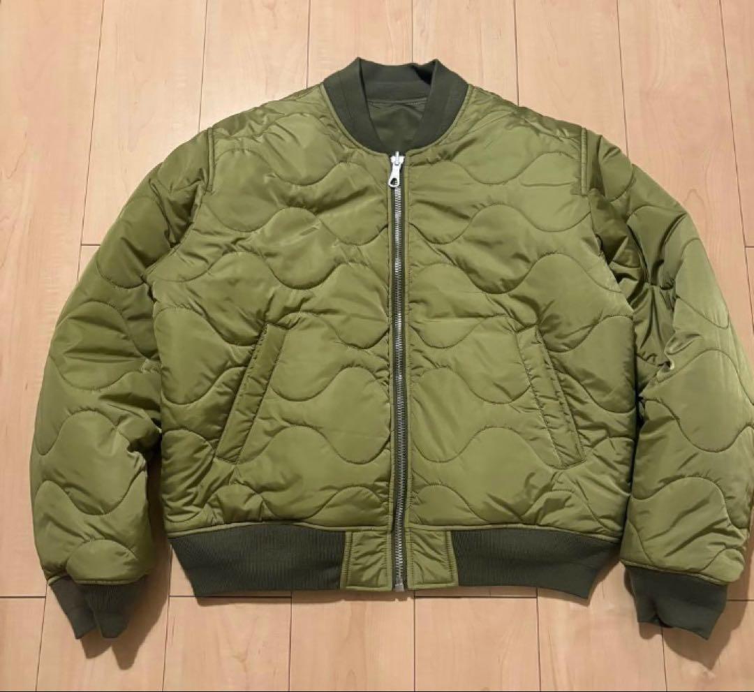 美品　stussyMA-1ジャケット Lサイズ