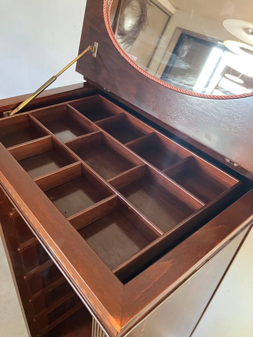 ゆんみ　英国ヴィンテージ　バチェラーズチェスト　英国アンティーク