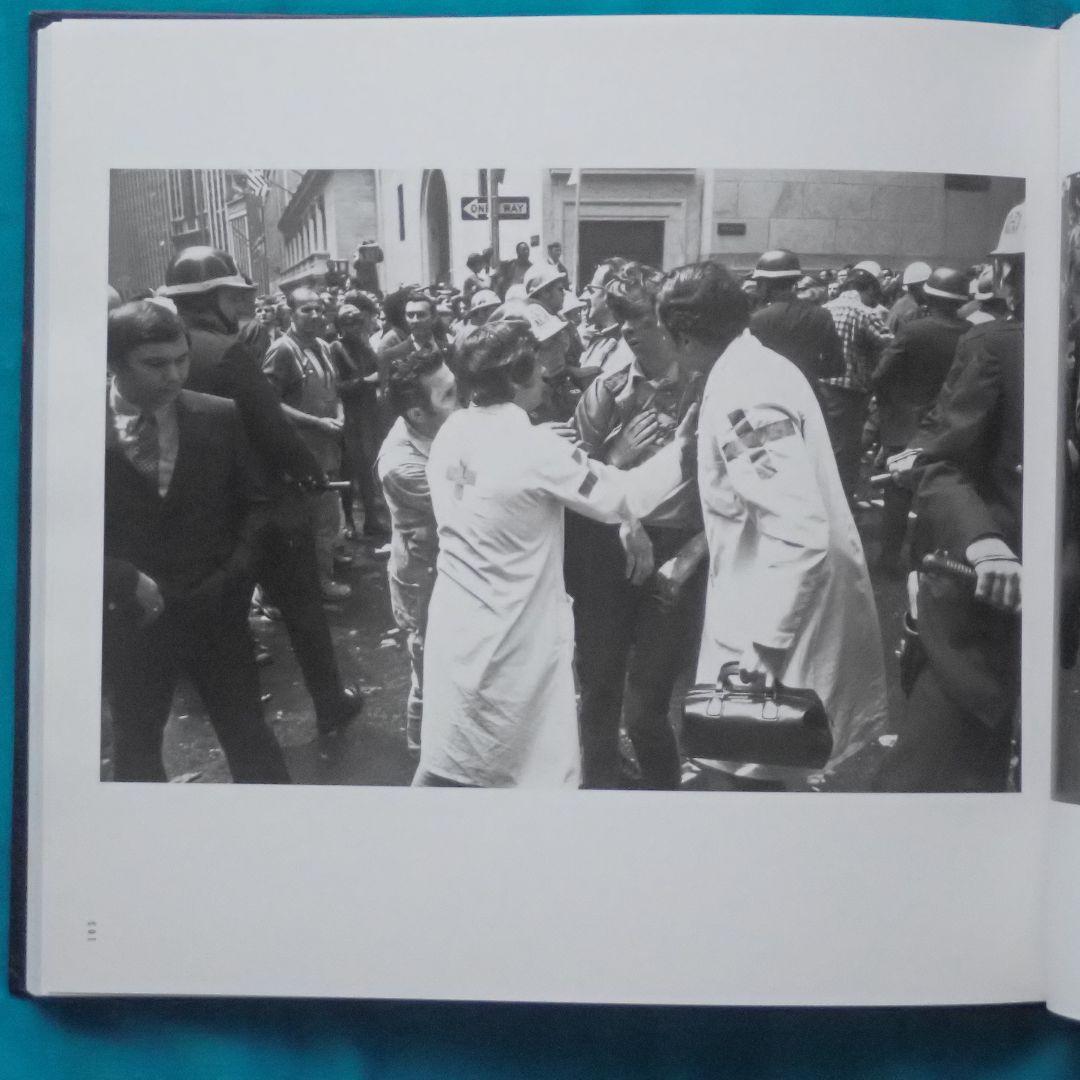 ウィノグランド Winogrand THE MAN IN THE CROWD