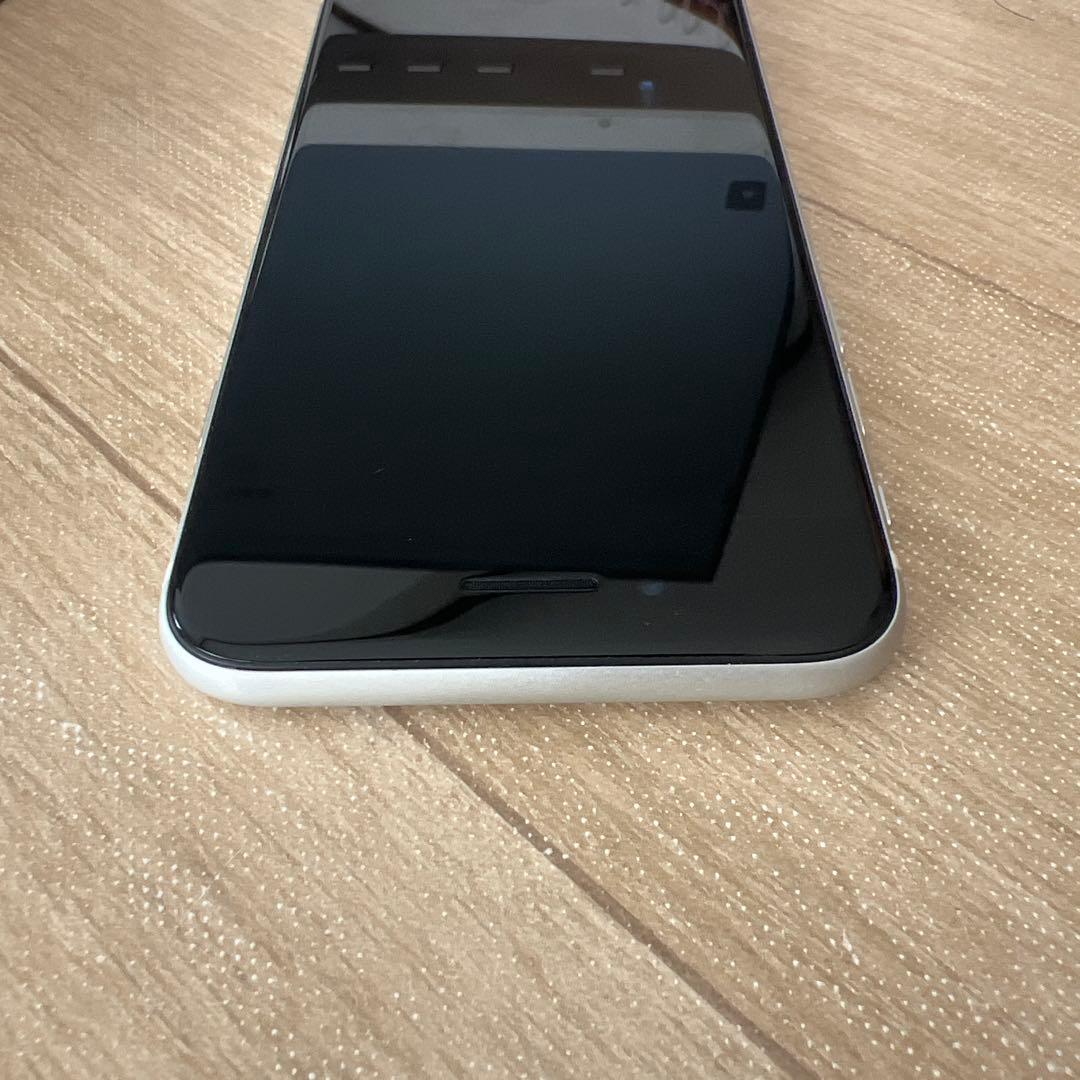 Apple iPhone SE (第2世代) 本体