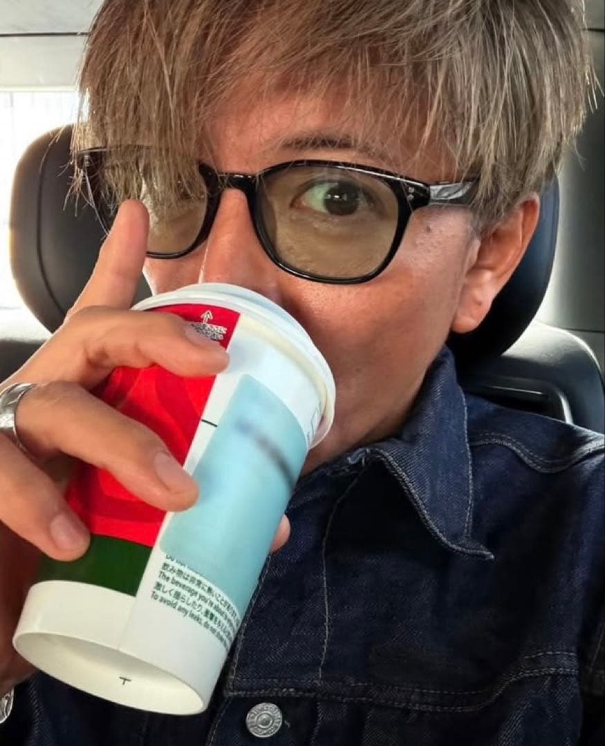 owndays サングラス キムタク プライベート着用 同型同色モデル