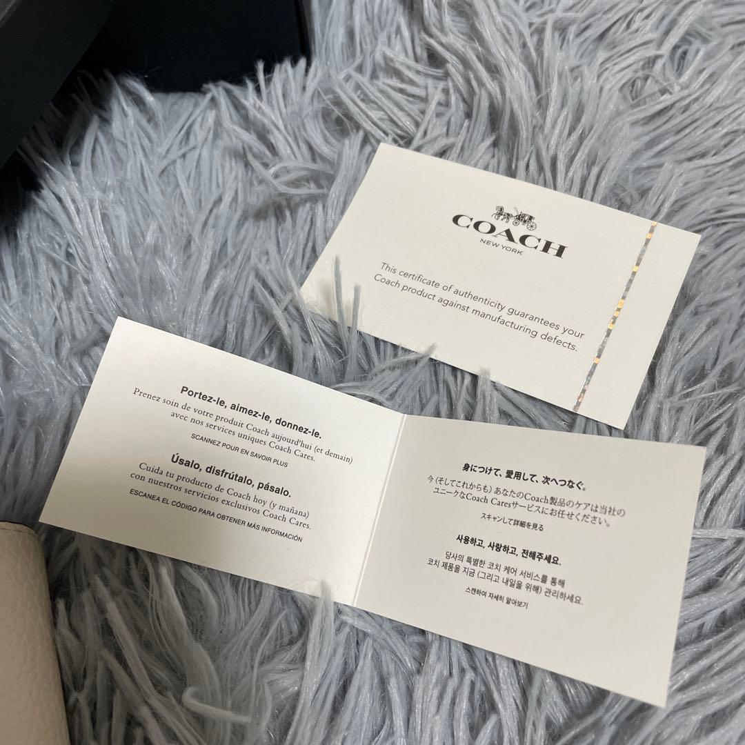 COACH ホワイトレザー キーケース