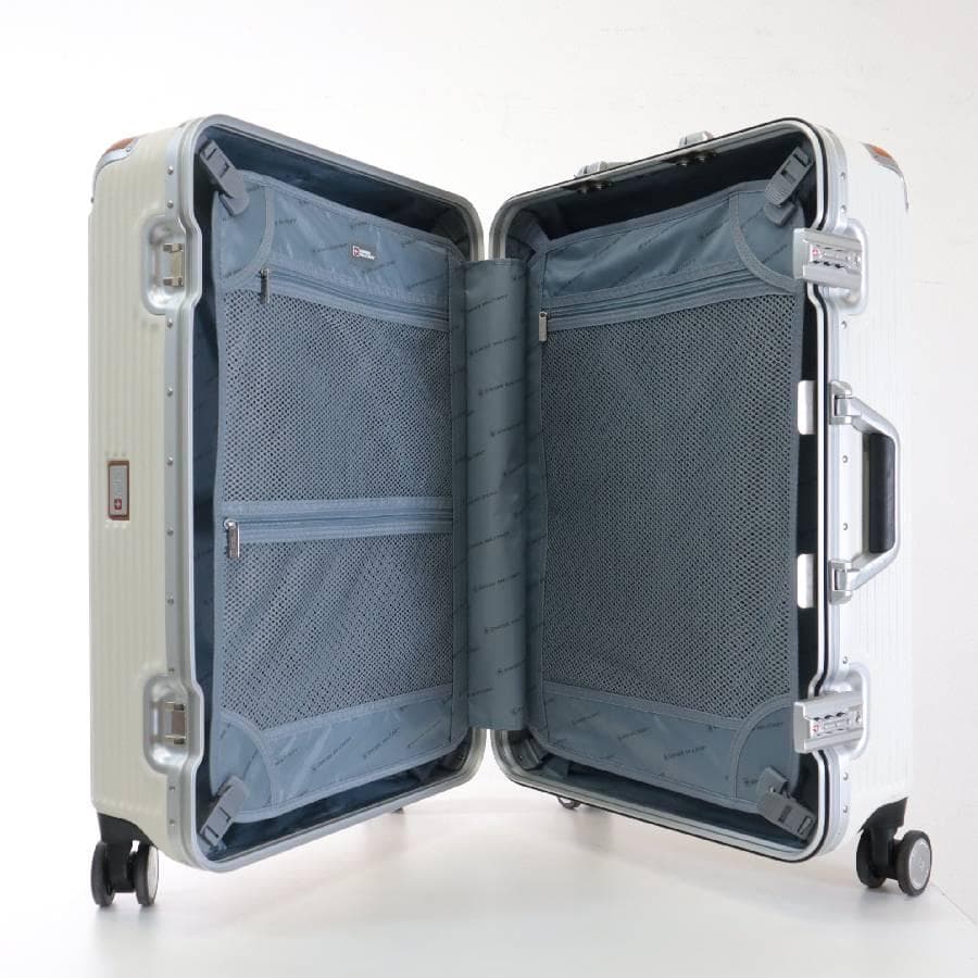 展示品 スイスミリタリー スーツケース プレミアムC ホワイト 64L
