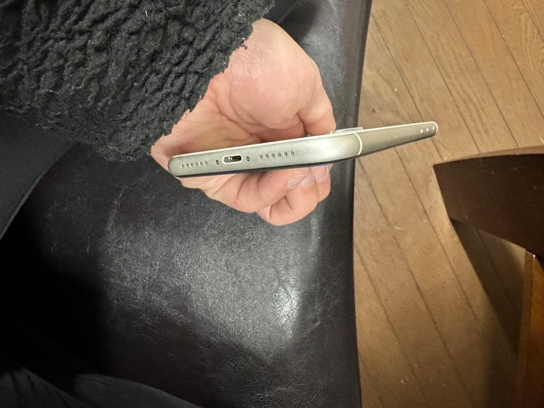 Apple iPhone 11 ホワイト 本体　美品