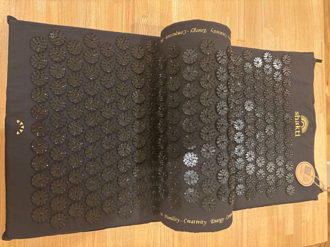 Shakti マット＆ピロー セット 黒ブラック