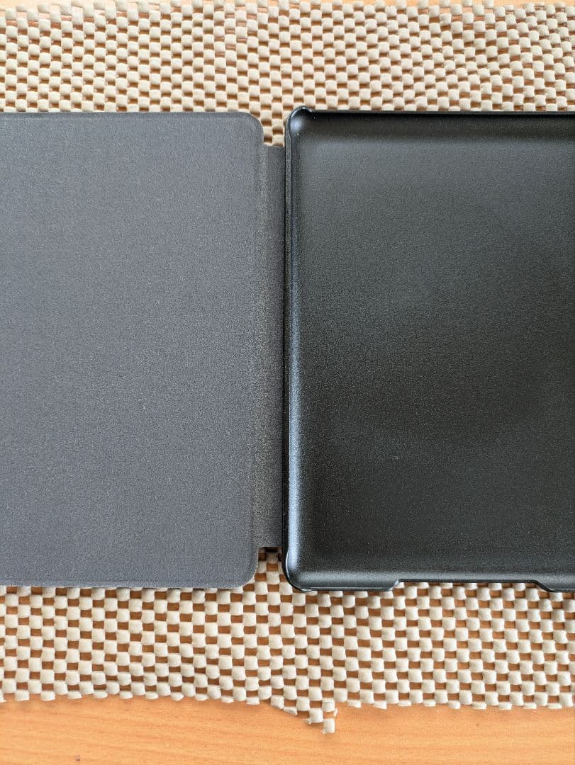 Kindle Paperwhite 8GB 6.8インチ　広告なし　第11世代