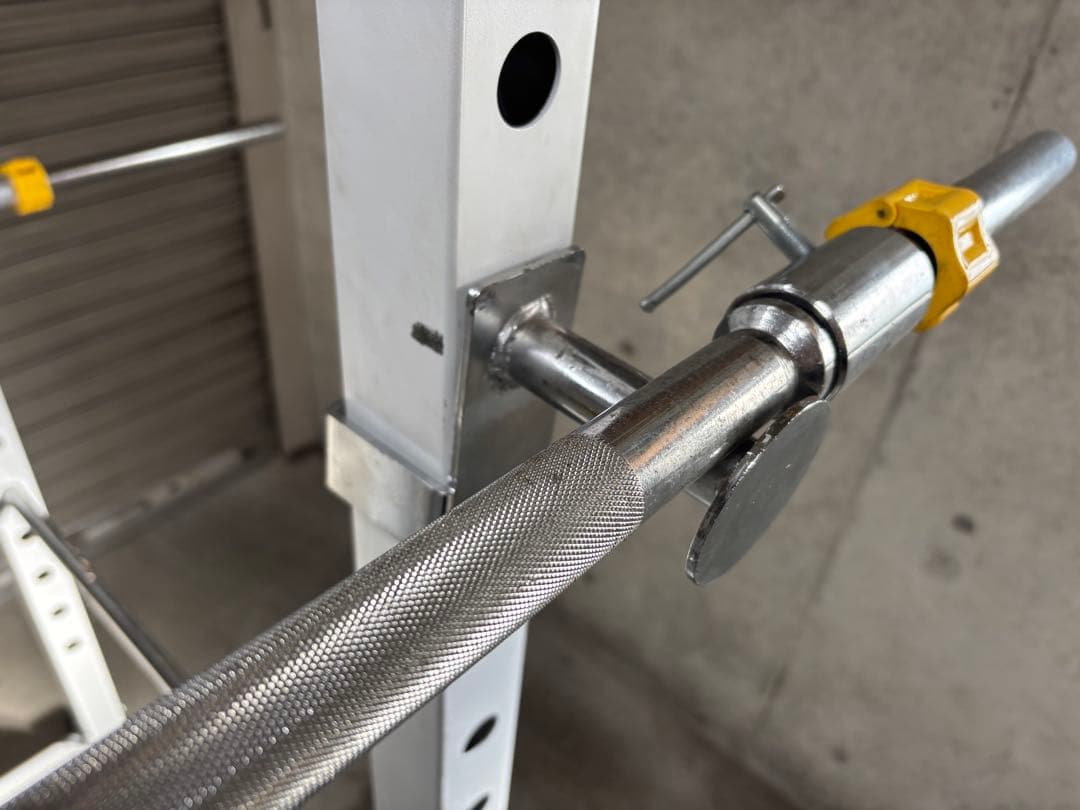 IROTEC パワーラックとバー２本付き 手渡し。