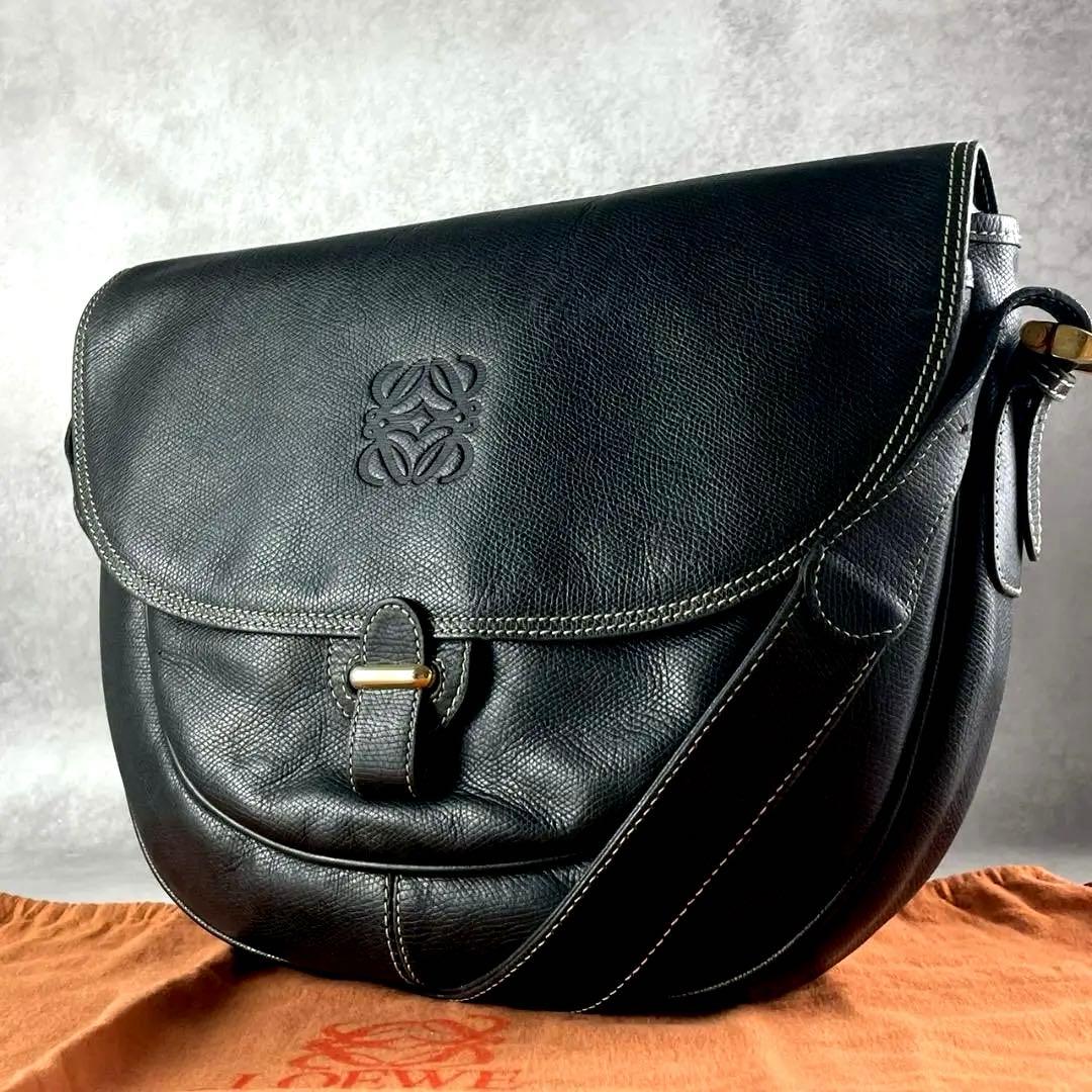 【美品】LOEWE ロエベ ショルダーバッグ アナグラム 1846 レザー 黒