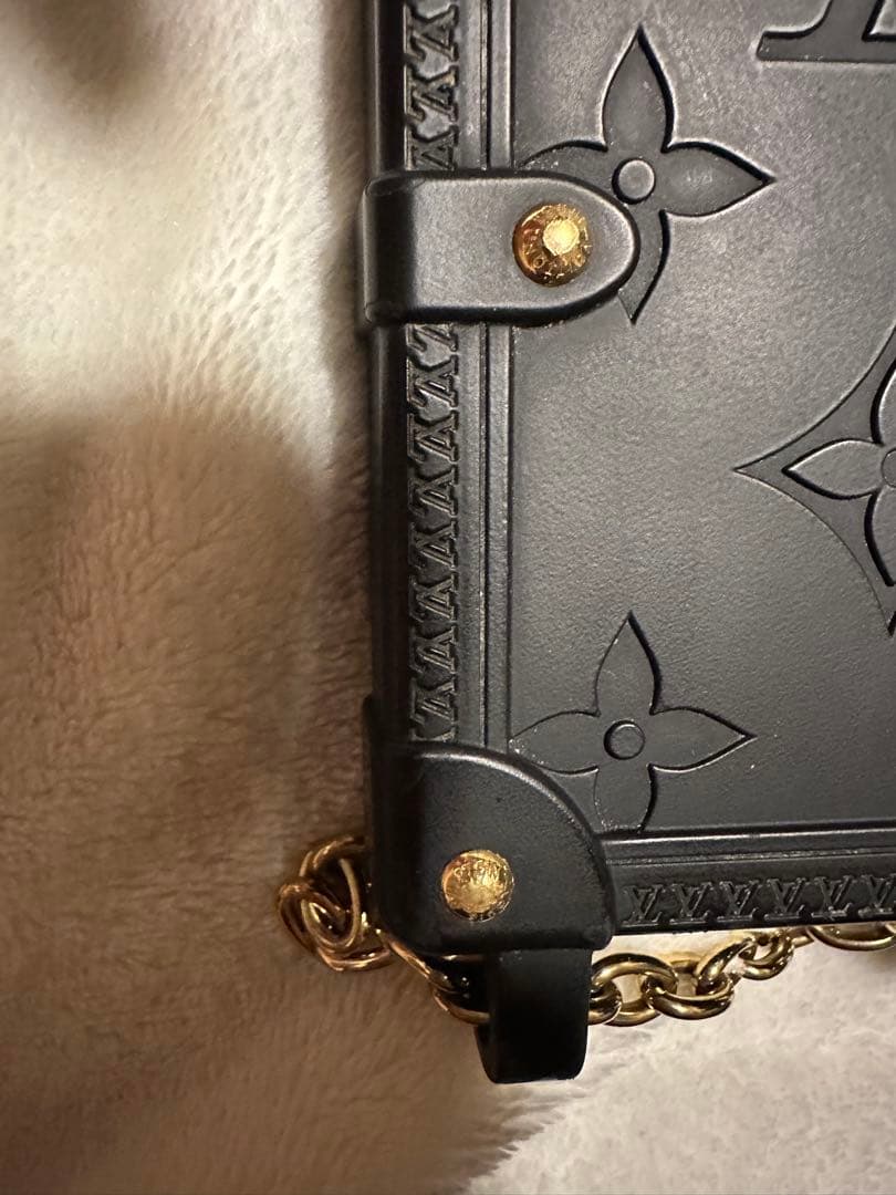 Louis Vuitton iPhone14 proケース