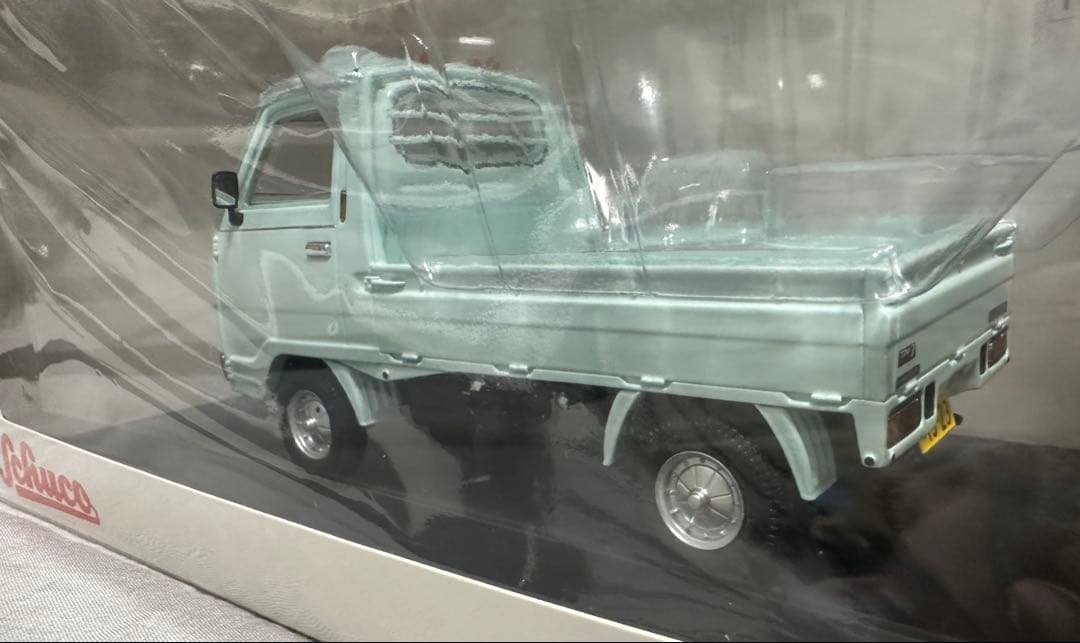 希少Schuco 水色 ホンダTN7ライトブルー軽トラック 1/18スケール