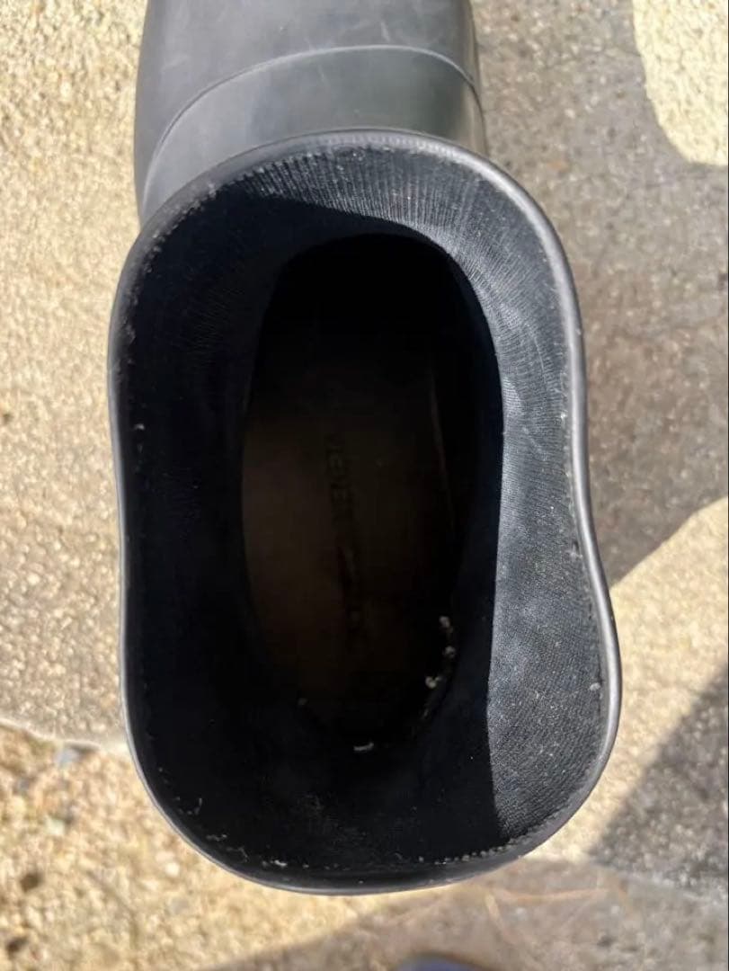 BOTTEGA VENETA ブラックショートブーツ