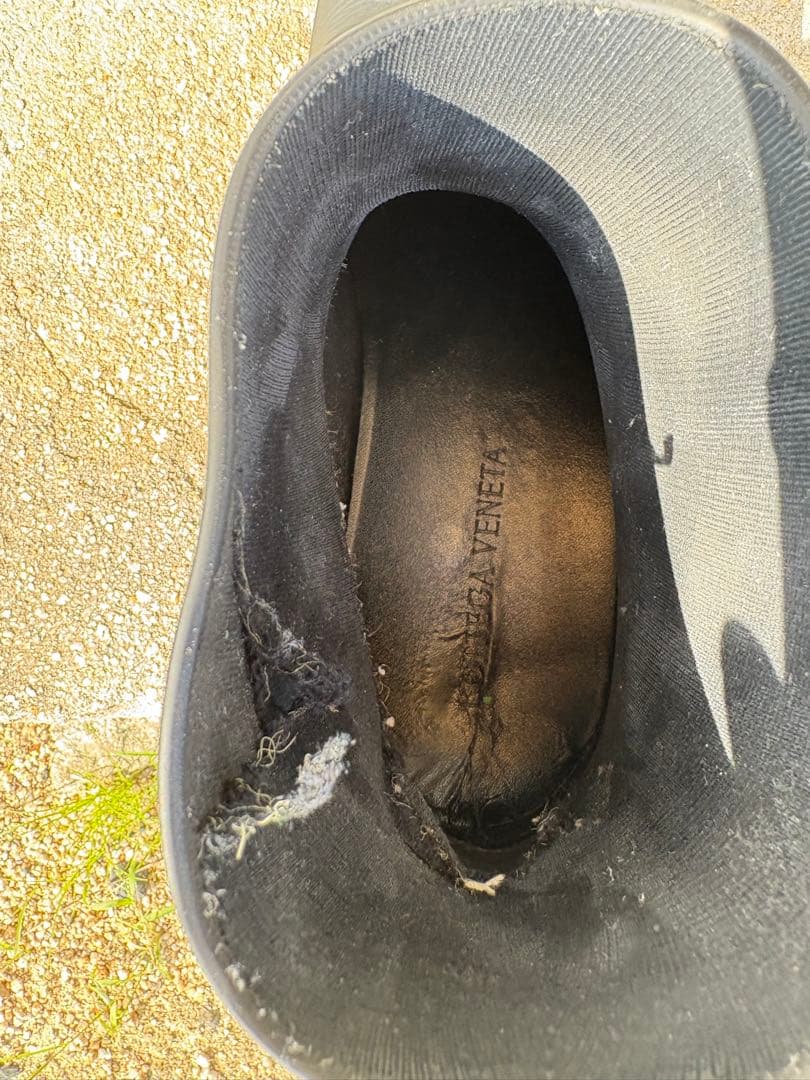 BOTTEGA VENETA ブラックショートブーツ