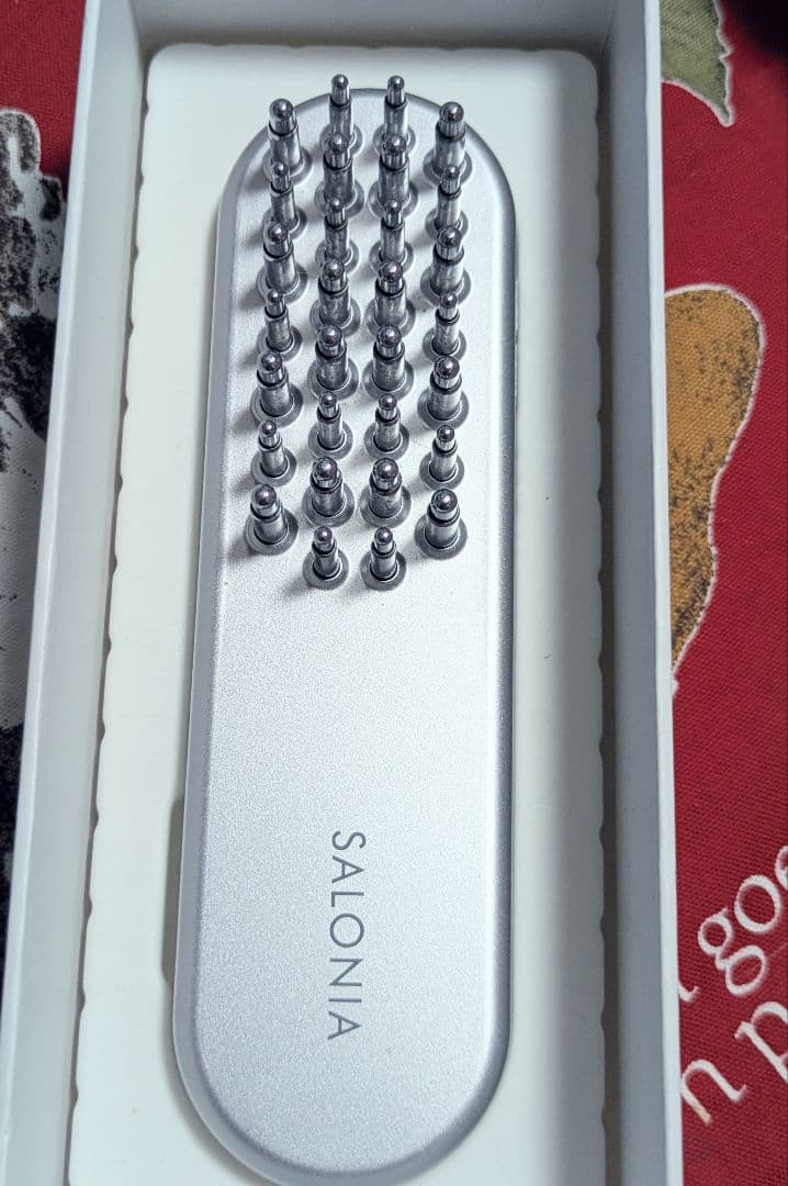 と*も様 ✨SALONIAエレキブラシ　高級美顔器