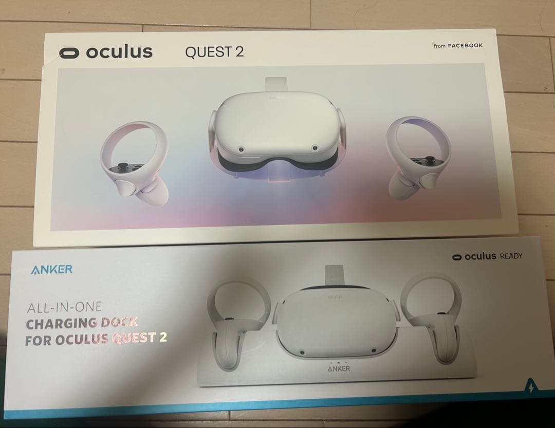その他  Quest 2 64GB & Anker Charging Dock