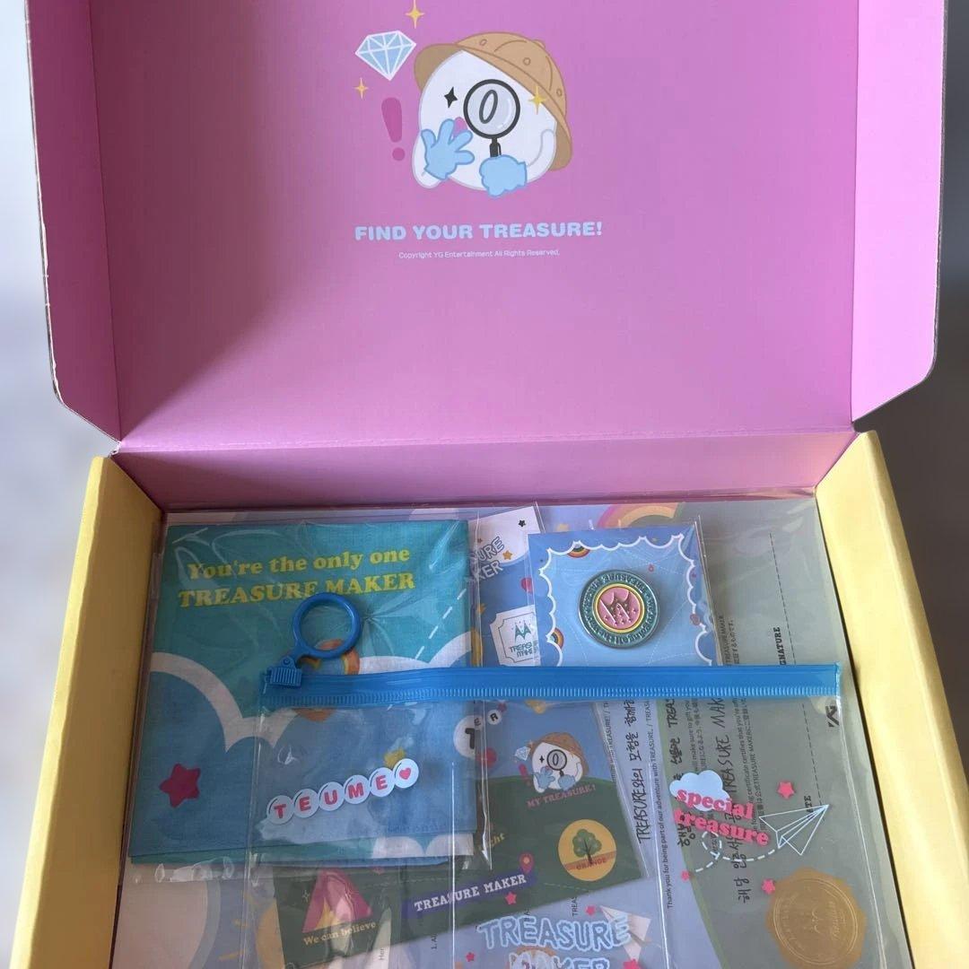 TREASURE CDや缶バッジなどいろいろ