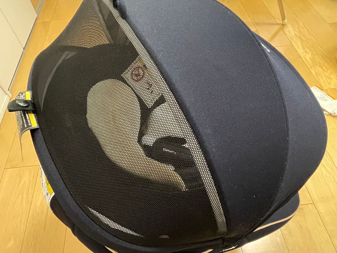 Combi 回転式チャイルドシート ネイビー　取り扱い説明書付き