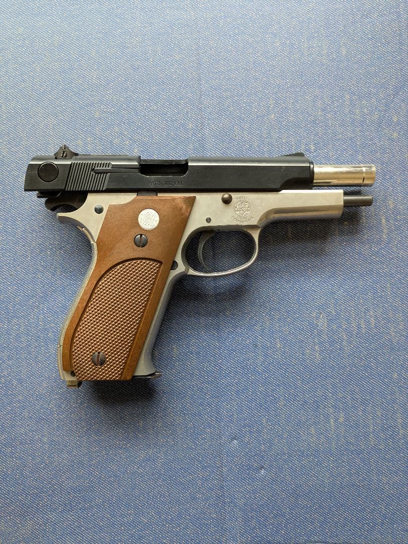 モデルガン シルバー/ブラウン コンパクト