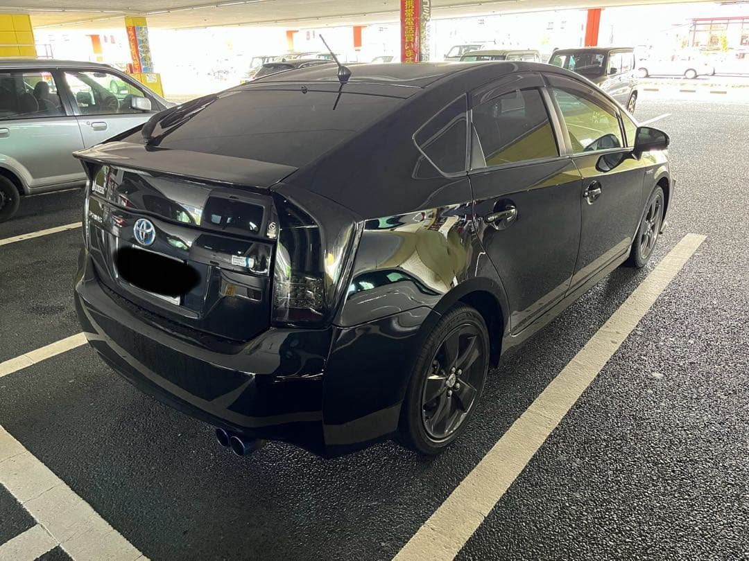 30プリウス VALENTI スモークテール　ソーケンシャル　美品