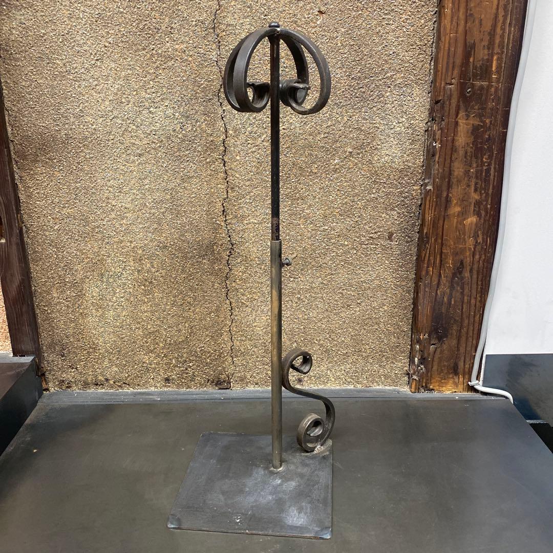 ヴィンテージ 鉄製の高さ調整可能なハットスタンド　帽子掛け