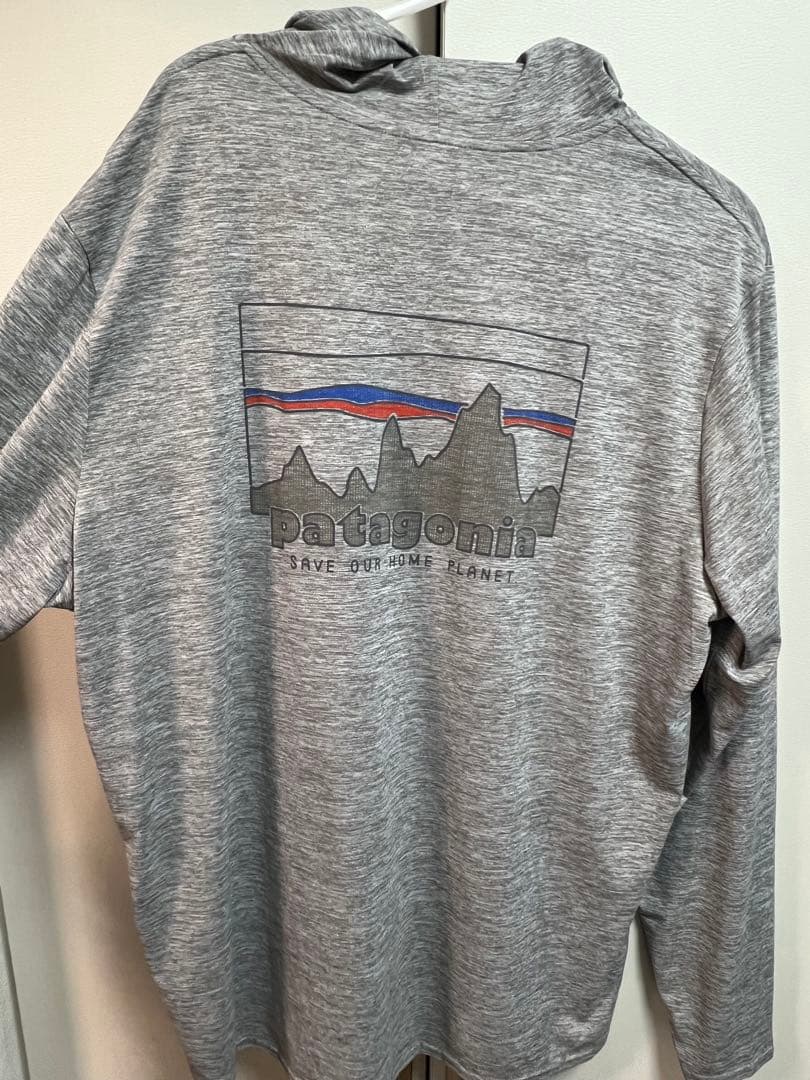 【美品】パタゴニア　メンズ・キャプリング・クールディリー・グラフィック・フーディ