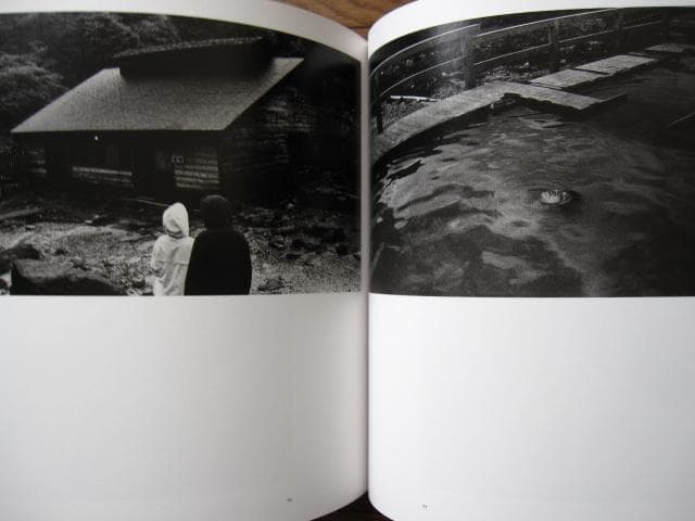 雲隠れ温泉行 Kumogakure onsen　村上仁一　限定700　直筆サイン