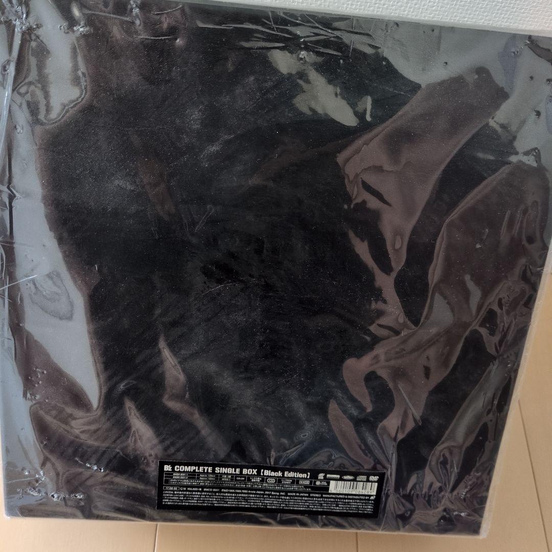 邦楽 B'z COMPLETE SINGLE BOX(Black Edition)