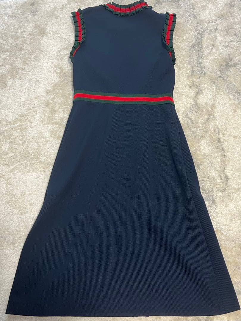 GUCCI シェリーライン フロントジップノースリーブワンピース