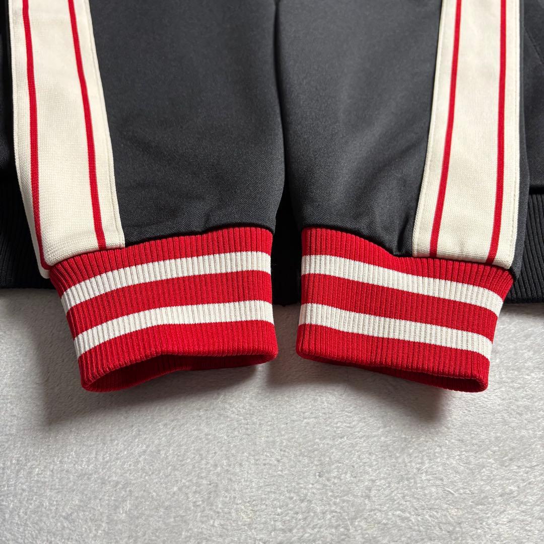 NERDY ノルディ　ジャージセットアップ　サイドライン　　刺繍ロゴ