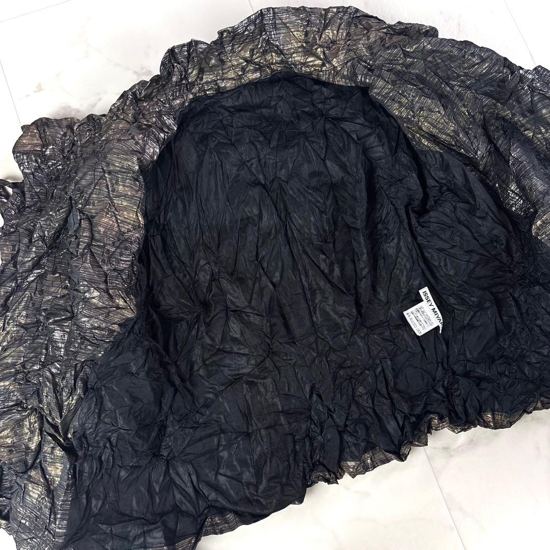 美品✨イッセイミヤケ　ISSEY MIYAKE　シワ加工　ジャケット　ゴールド