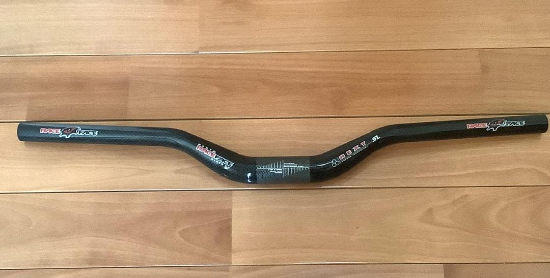 新品未使用　RACEFACE NEXT SL カーボン　ライザーバー 610mm