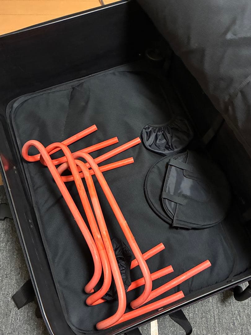 大型ハードケース付き｜トレーニング用品まとめ売り（ハードル・スティックラダー等）