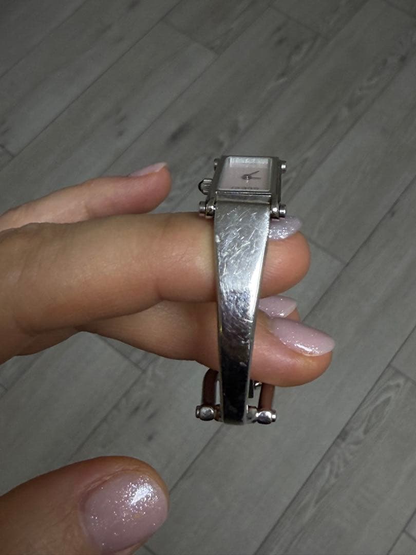 GUCCI ピンク 腕時計(クォーツ)