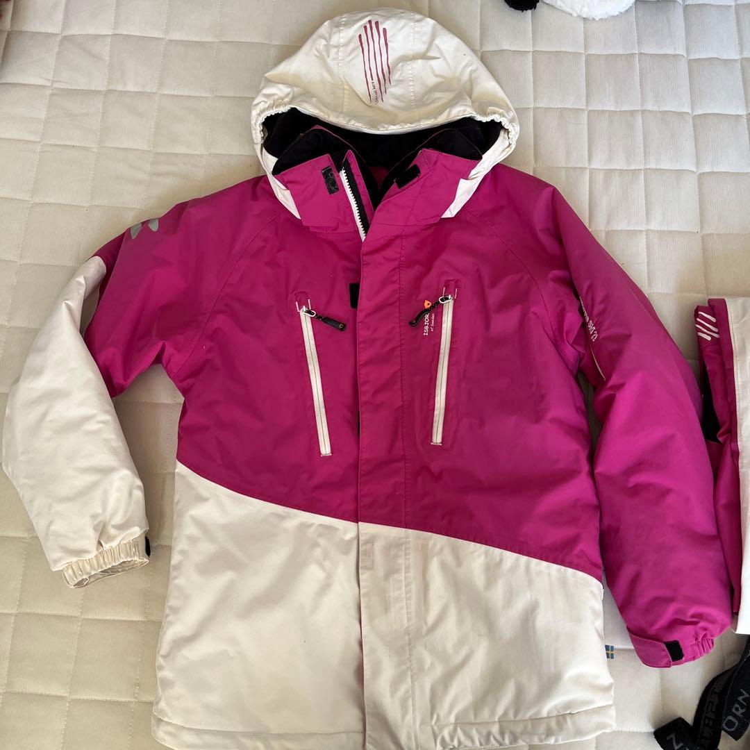 イスビョンスキーウェア