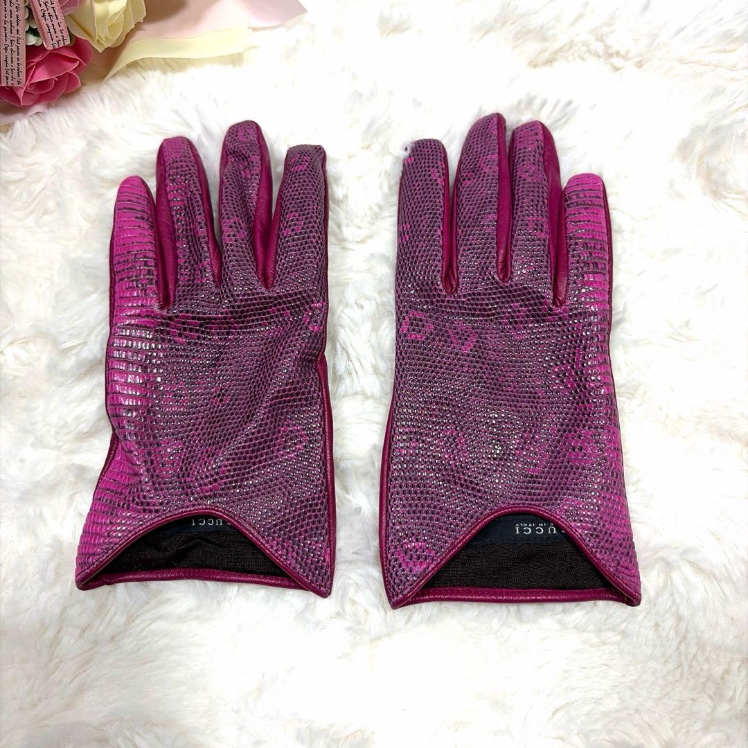 GUCCI グッチ GGインターロッキング ピンク パイソン レザー 手袋