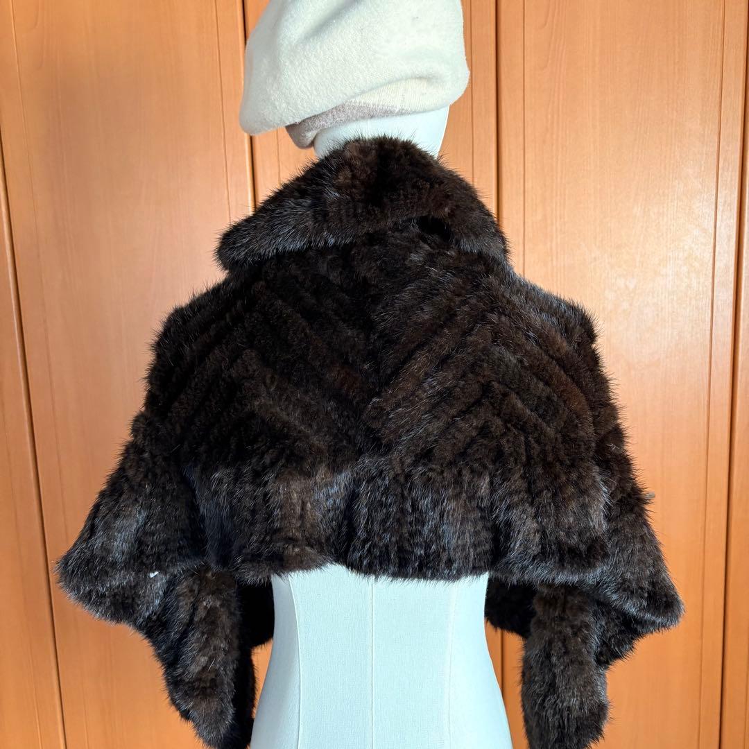 ミンクのショール　フリル