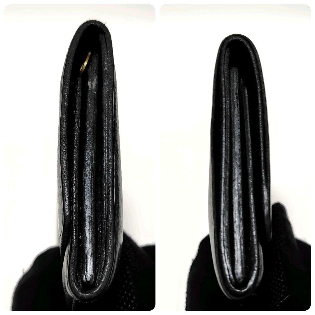 人気モデル✨　イルビゾンテ　折り財布　グリーン　レザー　金ボタン　ロゴ型押し