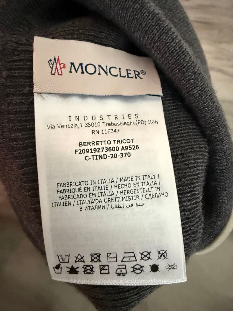 新品⭐︎MONCLER 羊毛100% ビーニーニット帽男女兼用