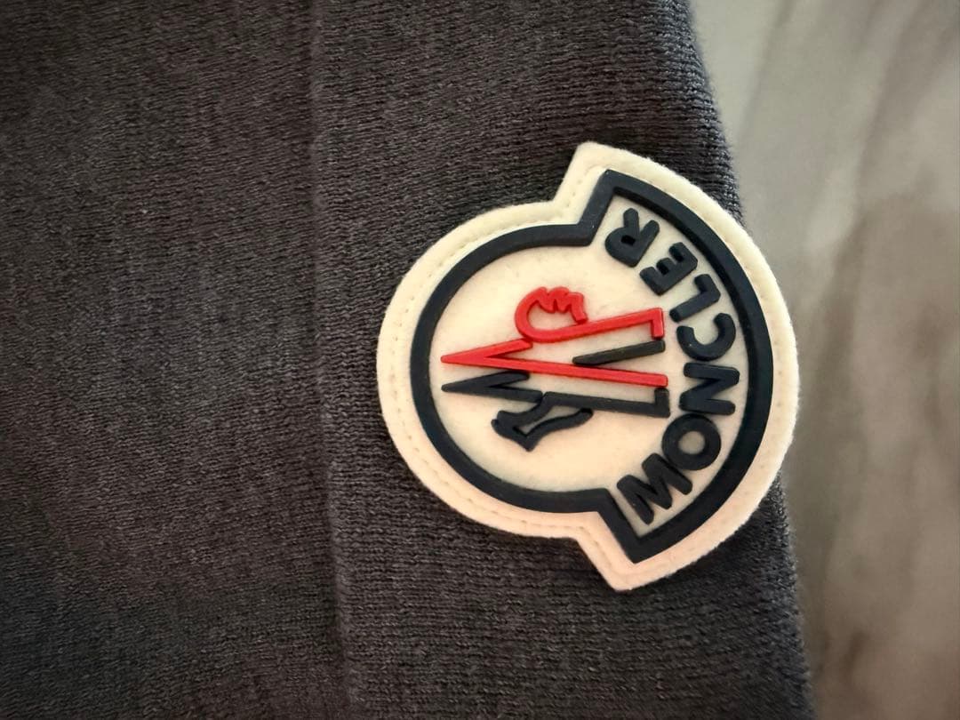 新品⭐︎MONCLER 羊毛100% ビーニーニット帽男女兼用