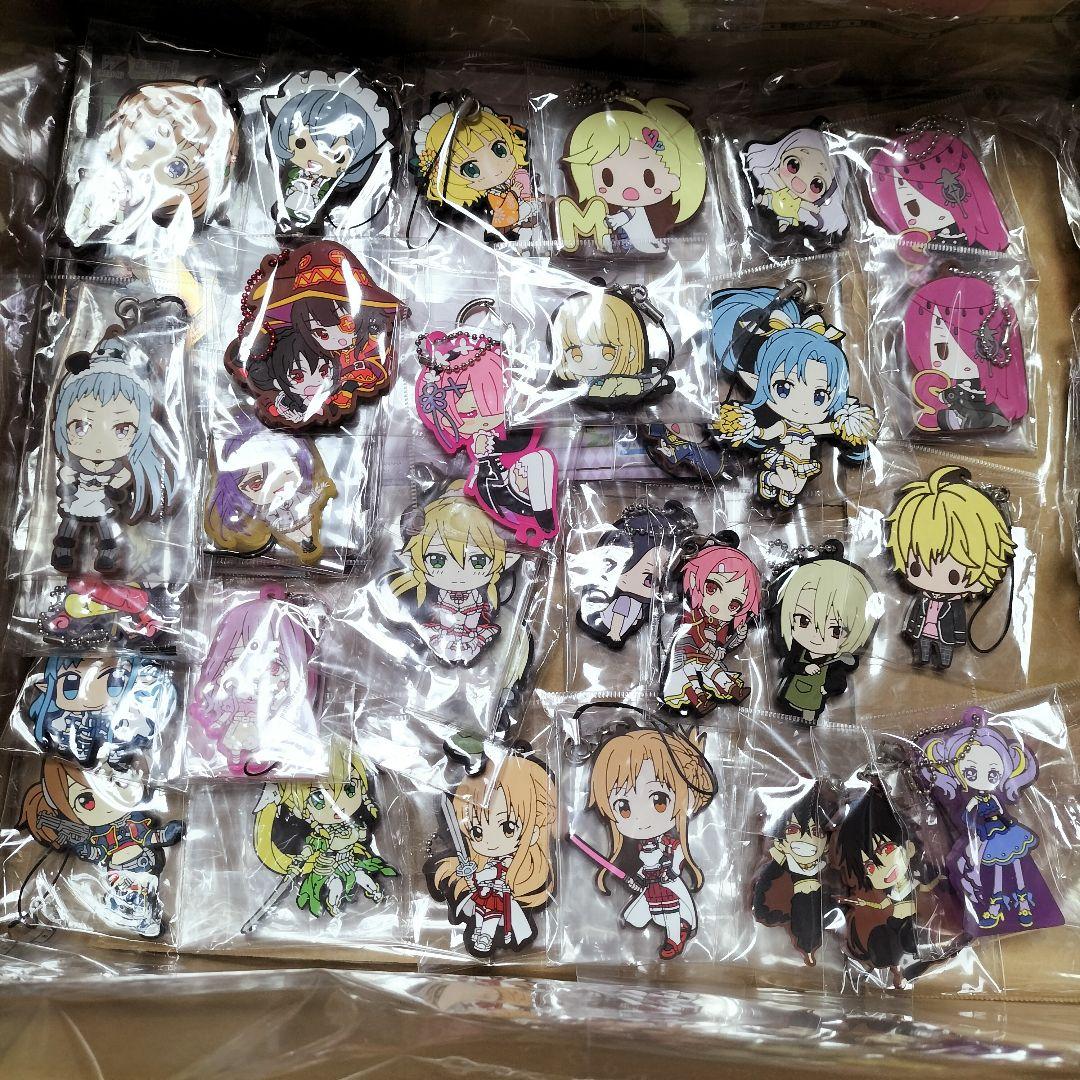 アニメ　キーホルダー　缶バッジ　ラバーストラップ　まとめ売り　ノンジャンル　大量