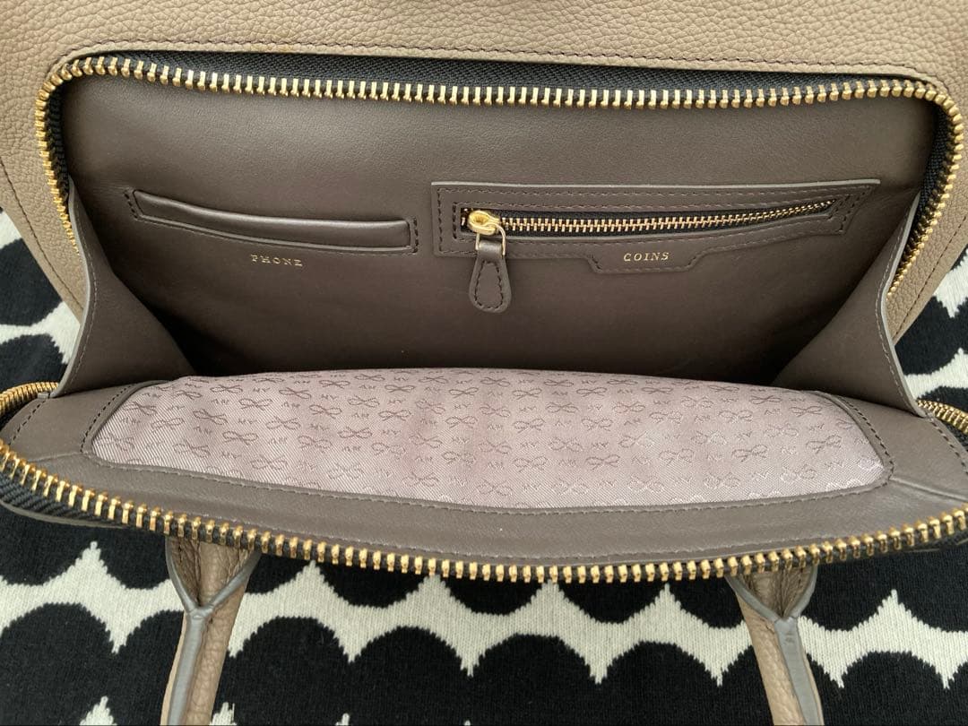 アニヤハインドマーチ maxi zip top handle バッグ　グレージュ