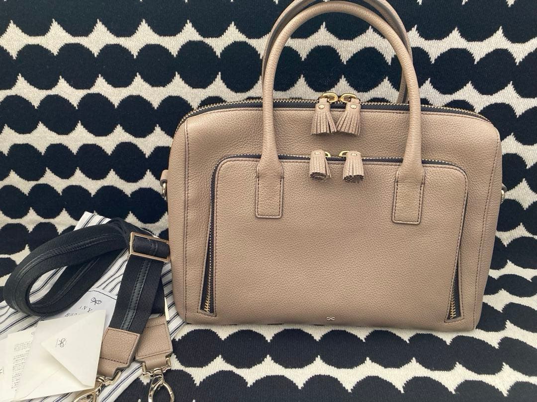 アニヤハインドマーチ maxi zip top handle バッグ　グレージュ