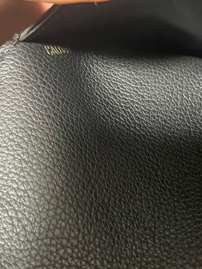 ポルトフォイユドゥブルV長財布ルイビィトン