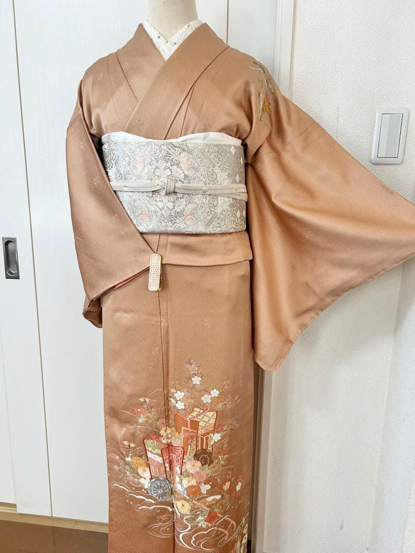 未使用　しつけ糸付き　豪華　総刺繍　正絹訪問着　フルセット4点　入学式　卒業式