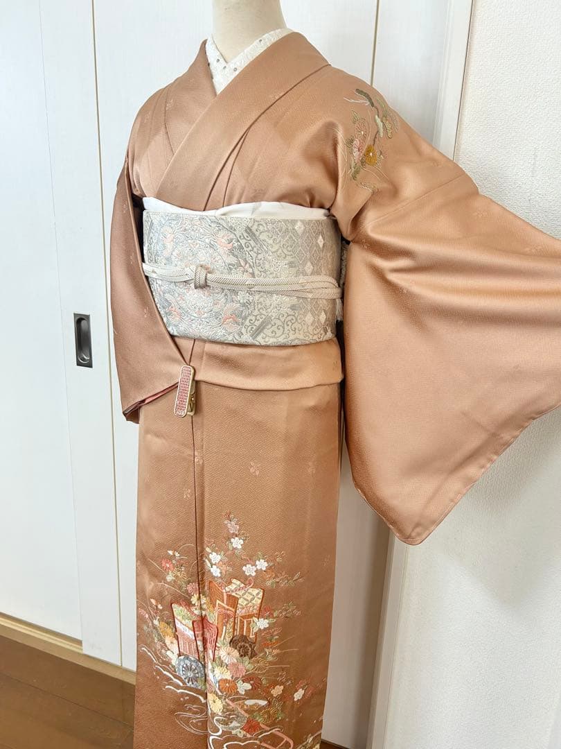 未使用　しつけ糸付き　豪華　総刺繍　正絹訪問着　フルセット4点　入学式　卒業式