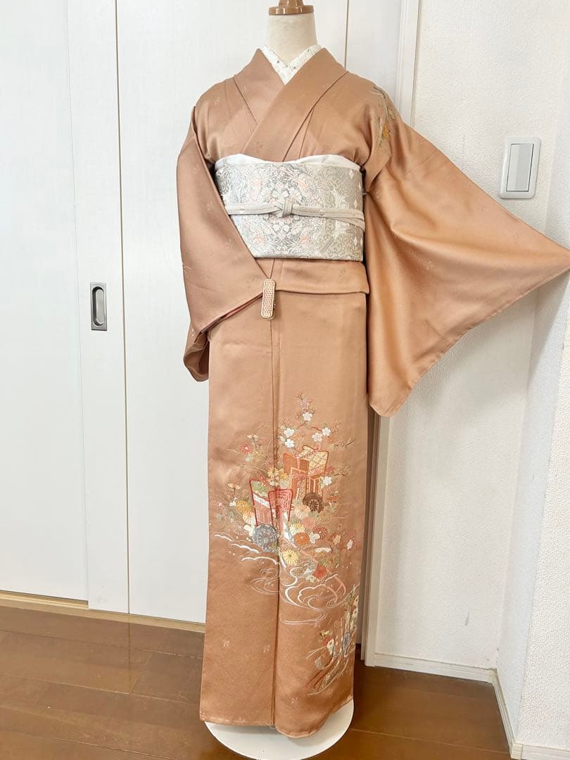 未使用　しつけ糸付き　豪華　総刺繍　正絹訪問着　フルセット4点　入学式　卒業式