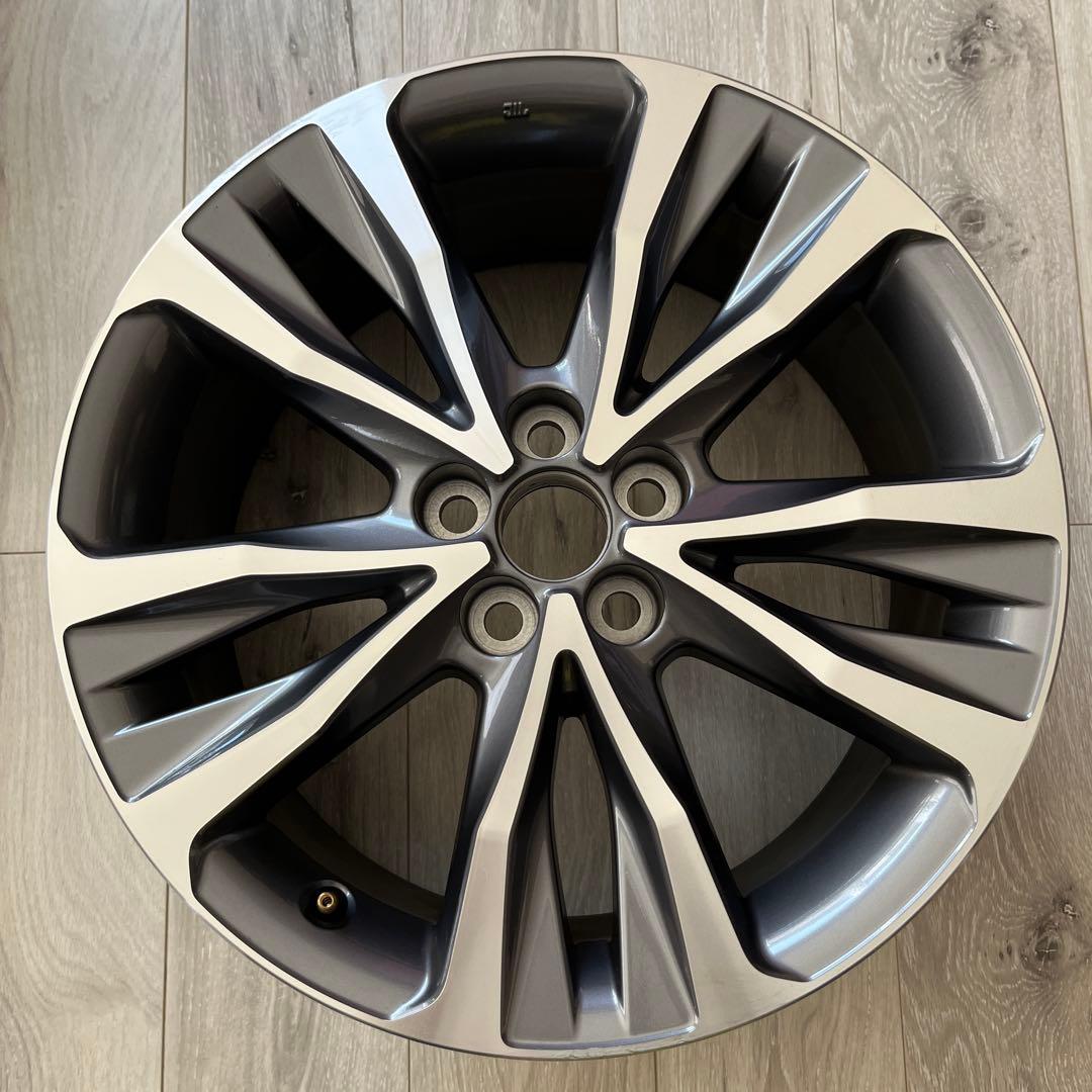 【早い者勝ち】トヨタ純正カローラツーリング17インチアルミ1本