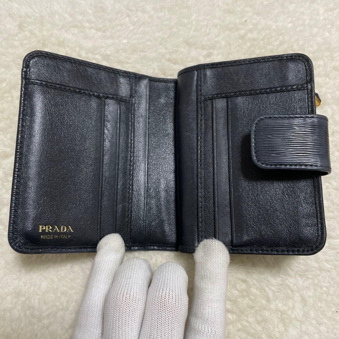 PRADA　プラダ　折り財布　サフィアーノ　ブラック　黒